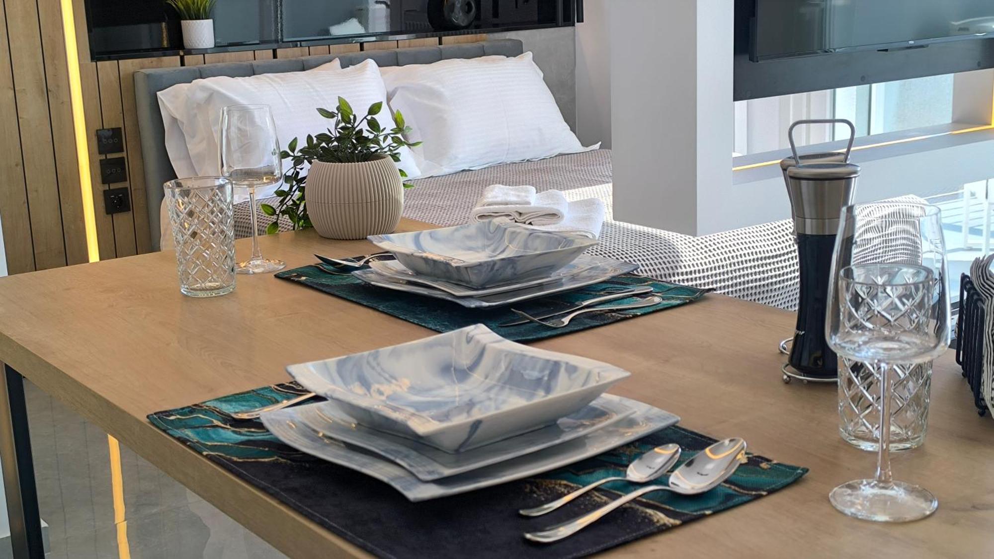 Larisa Absolute Suites, Sky View Smart Home Exterior foto